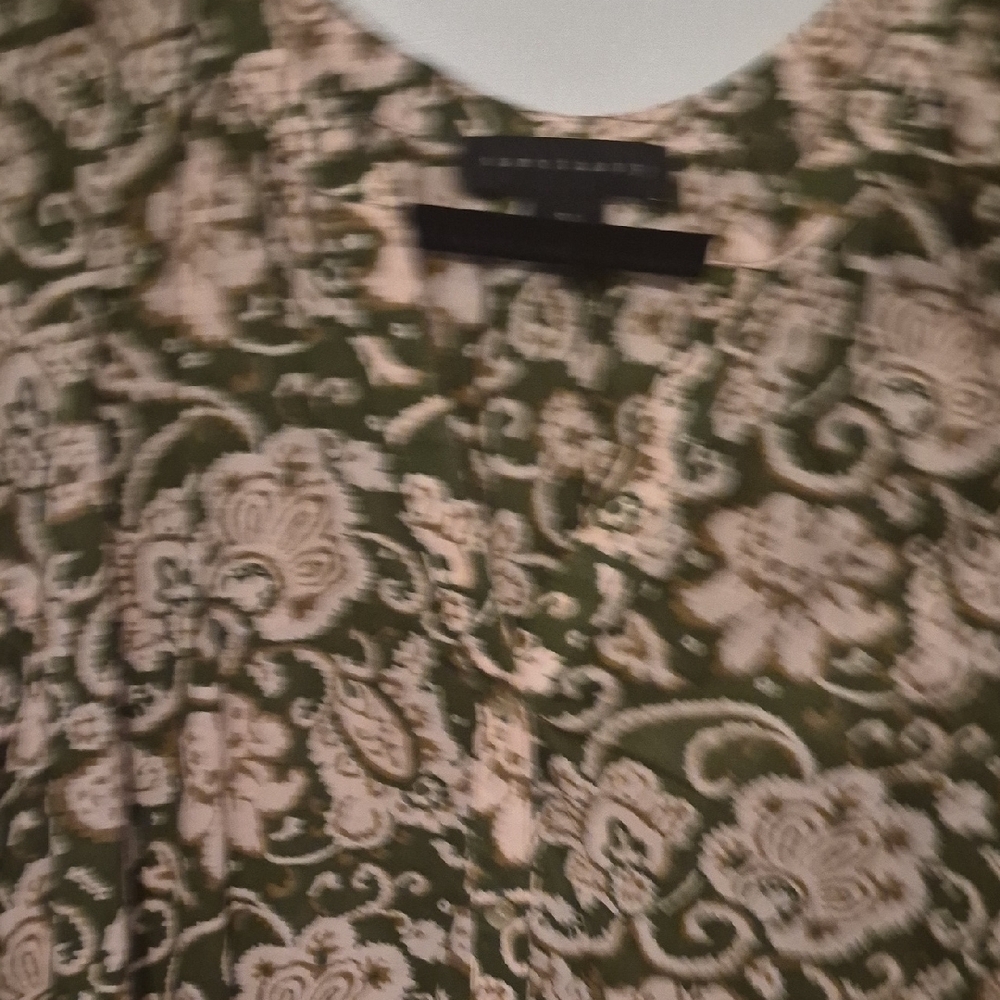 Small Floral Green and Light Pink Women's Top - Picture 2 of 6